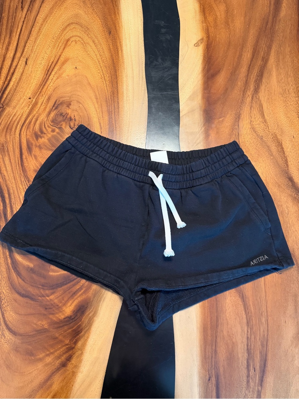 Aritzia Sweatfleece Shorts